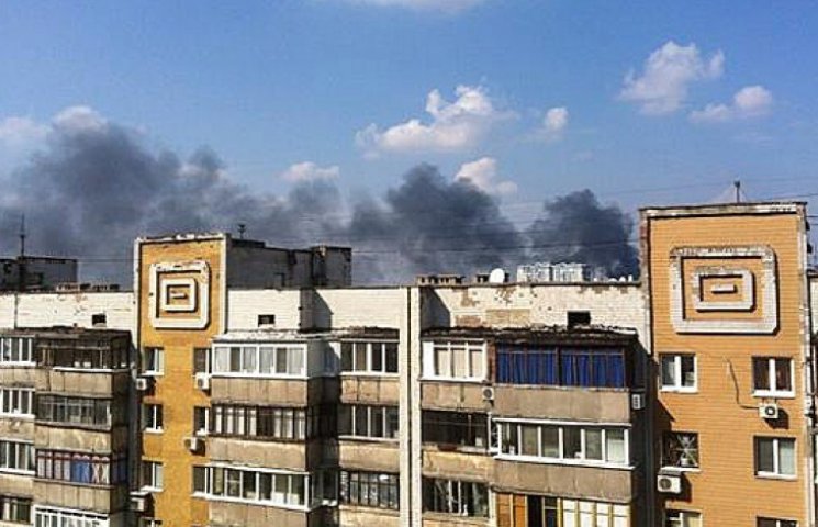 Взрывное перемирие: Донецк горит и глохн…