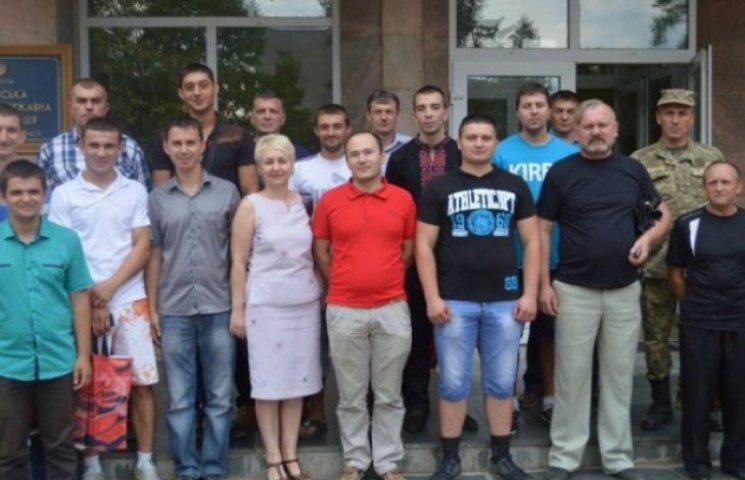 Десятеро бійців Іршавщини отримали почес…