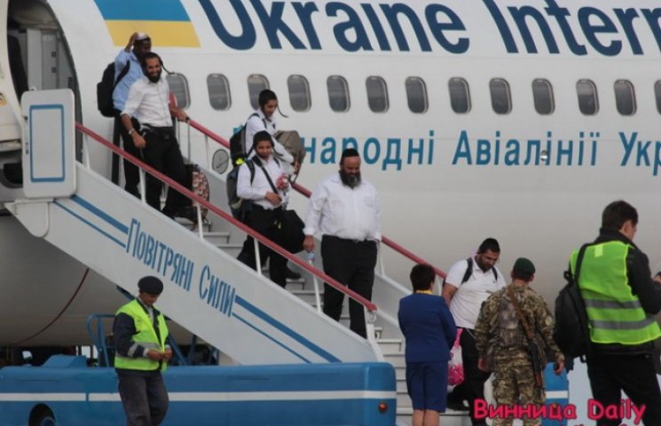 Україна почала приймати "новорічні рейси…