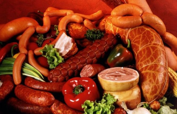 Їсти м’ясо та ковбаси в Харкові стало до…