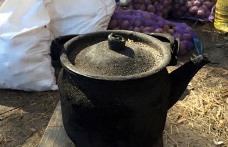 АТО для чайників: Що робить війна з посу…