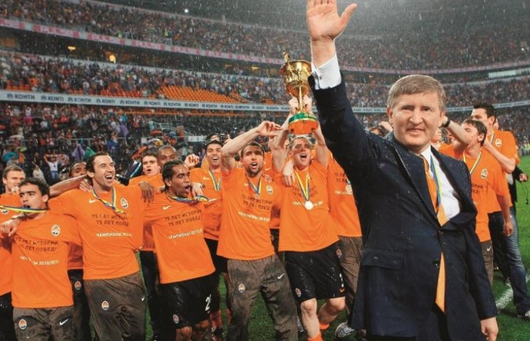 Ахметов увидел "предательство" в УЕФА…