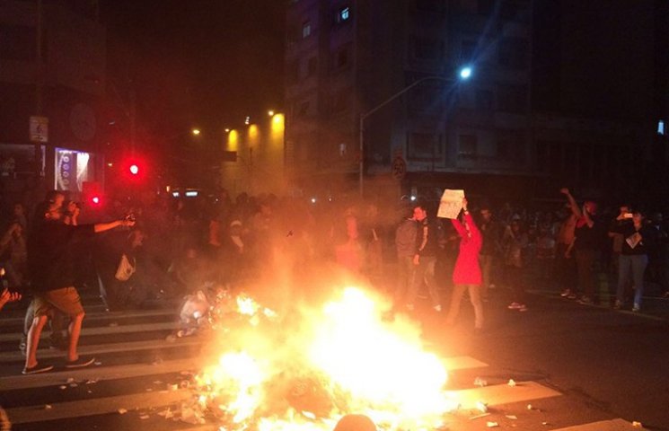 У Бразилії палають "барикади": На вулиці…