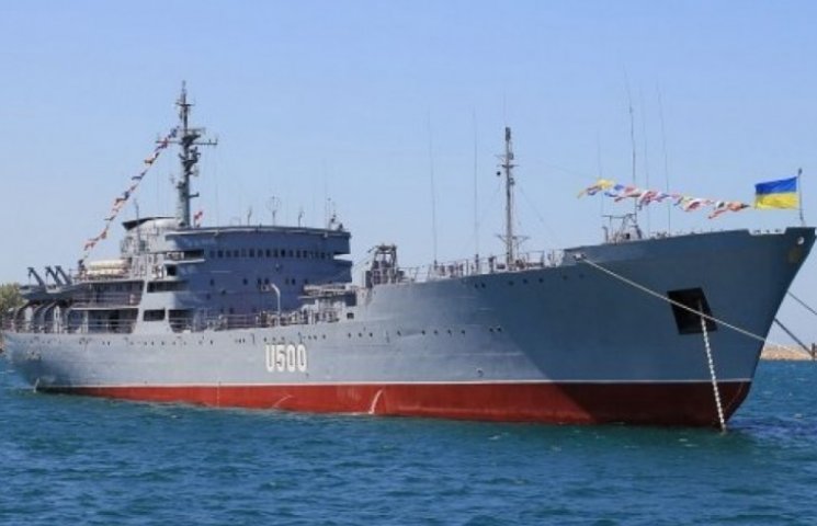 В одеському порту палав корабель ВМС…