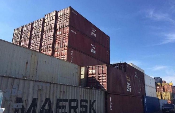 ГПУ на Одесчине изъяла 41 контейнер с ко…