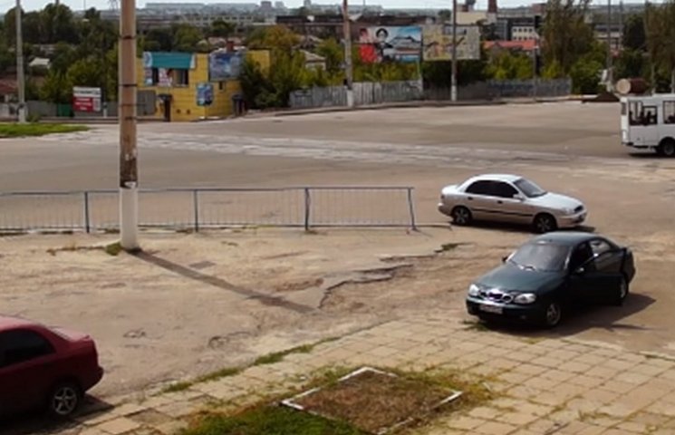 У "Л-ДНР" водіїв змушують міняти українс…