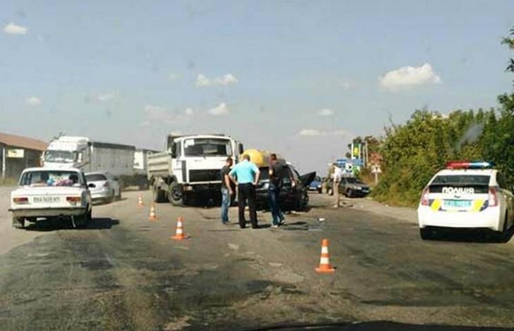 На Вінниччині загинула пасажирка іномарк…