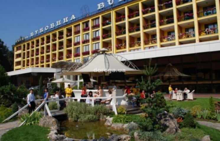 В Черновцах заминировали сразу два отеля…