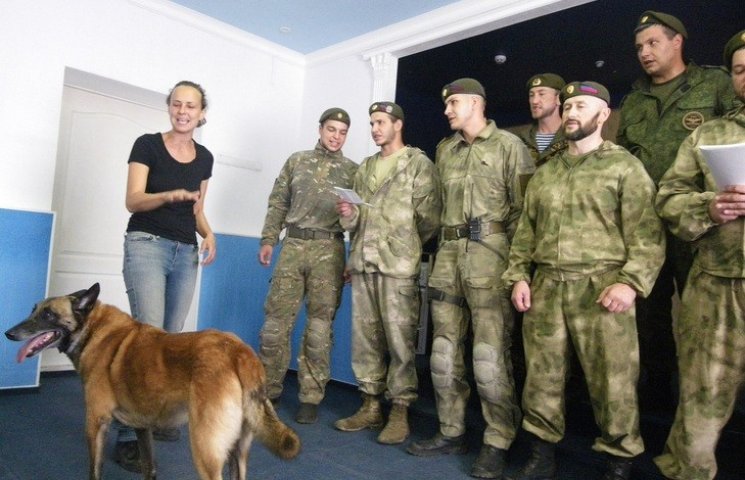 Чичерина приехала на Донбасс: Снимает кл…
