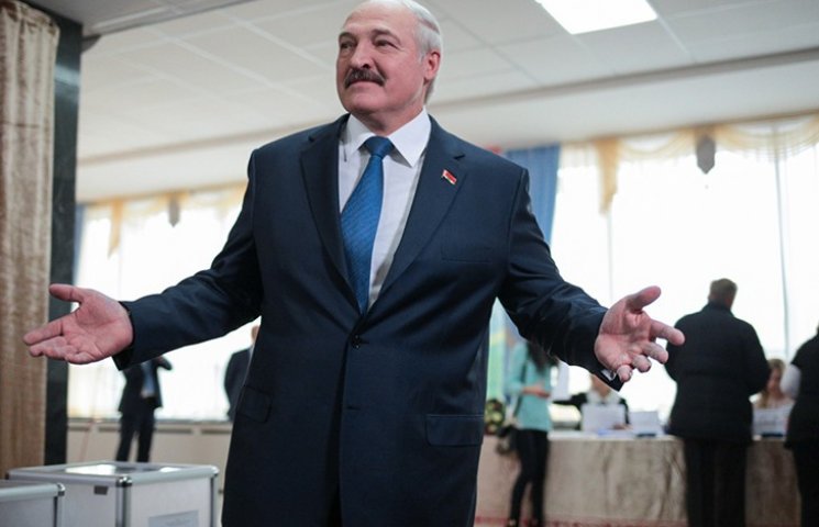 Лукашенко сделает из оппозиционерок в па…