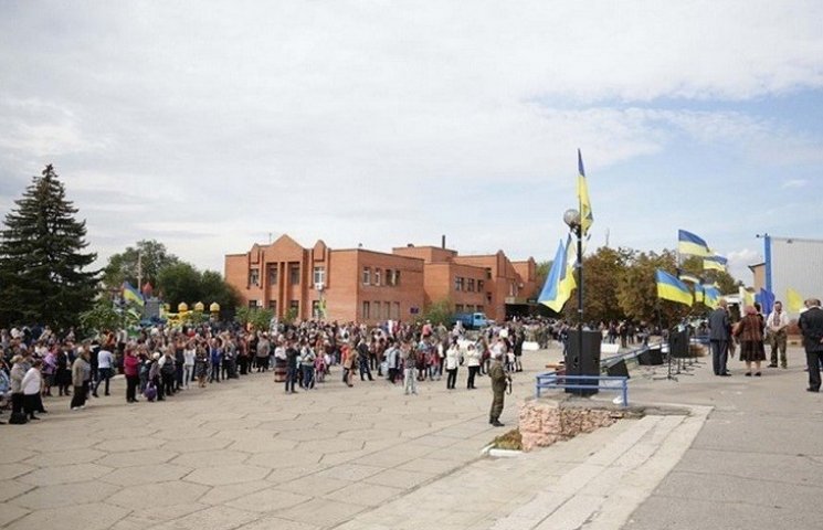 В Станице Луганской появился Центр Мира…