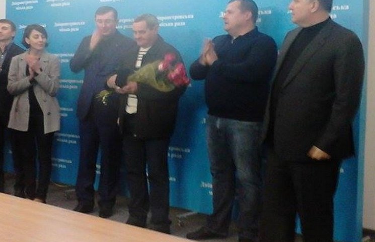 У Дніпрі Аваков нагородив маршрутника пі…
