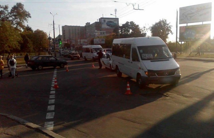 У Хмельницькому в ДТП постраждала вагітн…