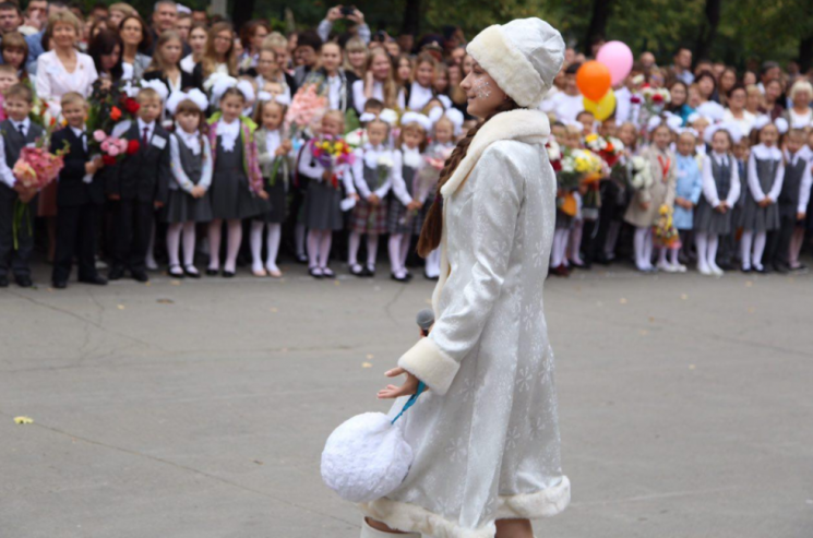 На России детей с 1 сентября поздравили…
