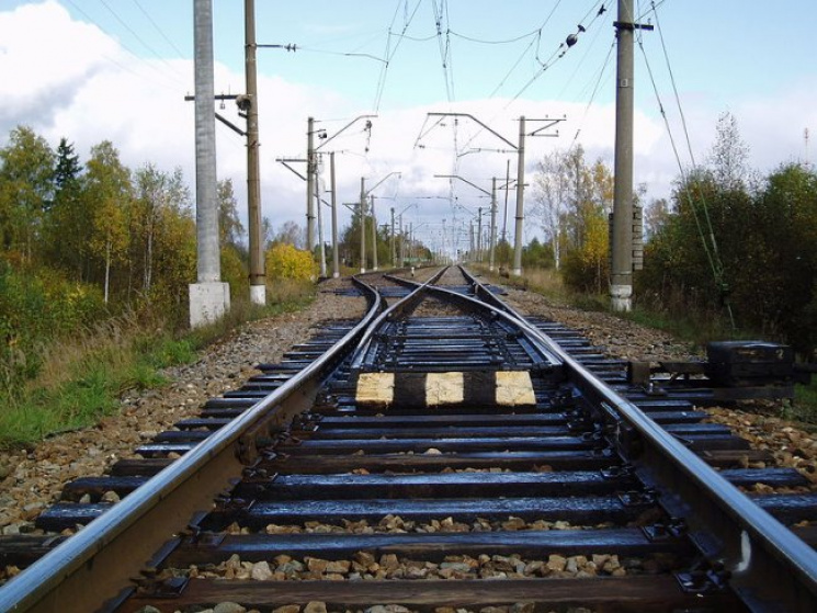 В Харькове оштрафовали железнодорожника,…