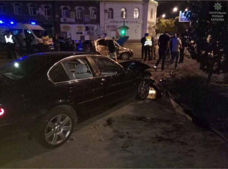 ДТП в Харькове: Разбитые авто и двое тра…