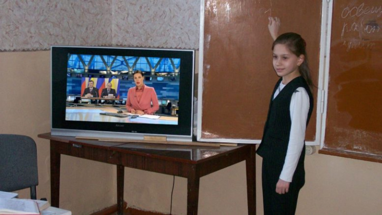 На России школьников заставят пересказыв…