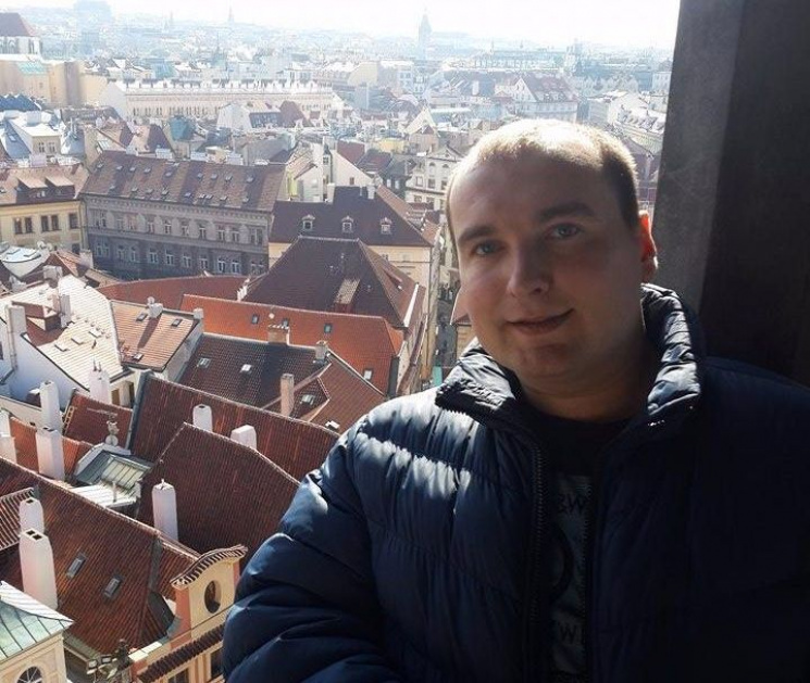 Семья погибшего в ДТП журналиста Алексан…
