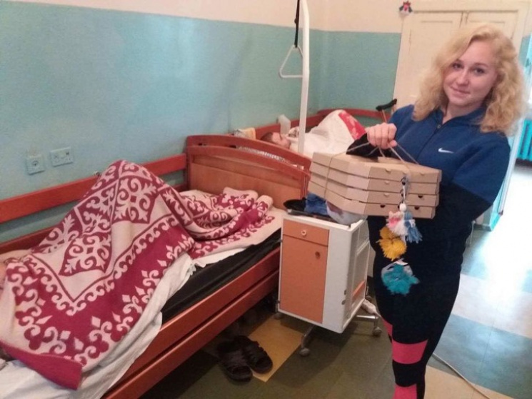 Бійців АТО у лікарнях Дніпра пригощають…