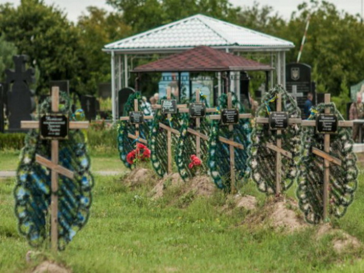 У Дніпрі перепоховають загиблих під Ілов…