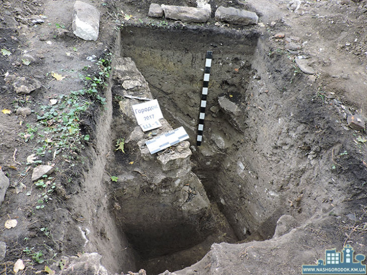 На Хмельниччині відкопали чергові археол…