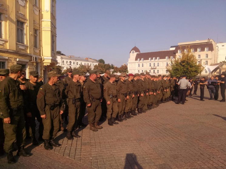 В Одесі підсилюють поліцейські патрулі н…