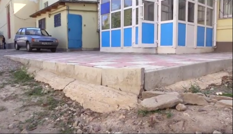 На Луганщині розпиляли 3 млн грн на ремо…