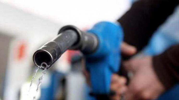 На протяжении недели цены на бензин в Ук…